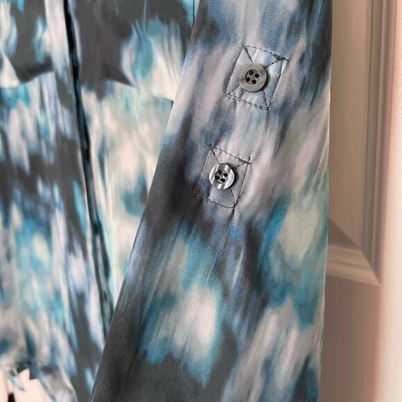 New York and Company Sheer Button-up Top, Size M - Picture 6 of 9